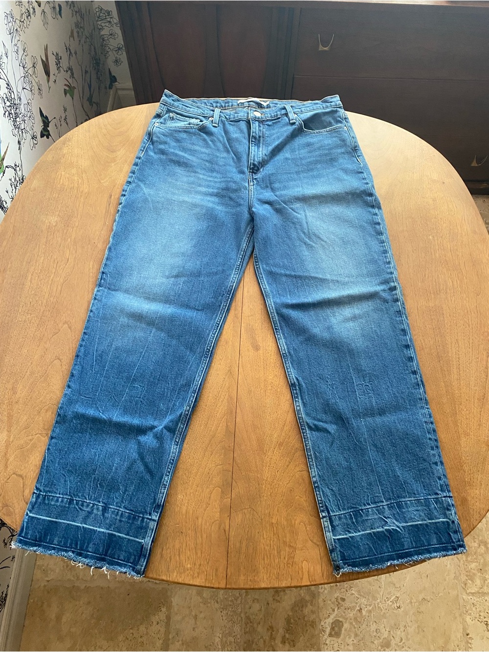 Hudson Remi Moo Raw Edge Hem Ankle Jean
